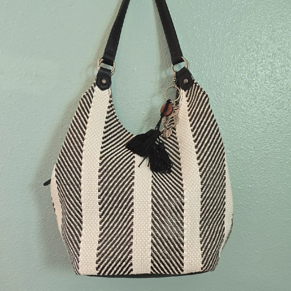 Wovens Straw Black and White Striped Spring Summer Sakroots Tote Bag - Picture 1 of 5